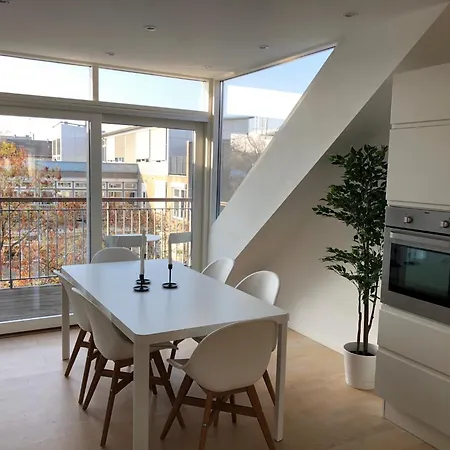2-bed In Osterbro * Copenhagen